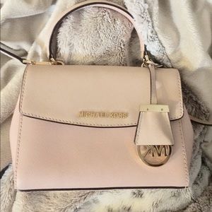 Micheal Kors Ava mini cross body